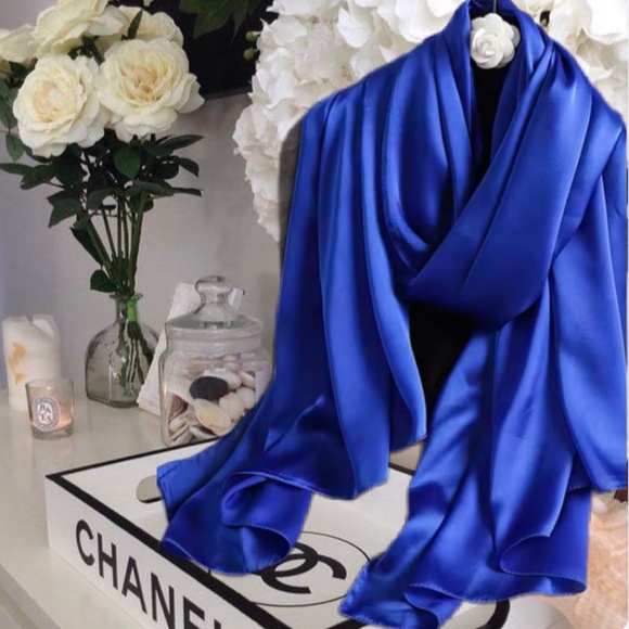 Royal blue 100% SILK SATIN Large Shawl Scarf Wrap Wedding Bridesmaid Cover up - Picture 6 of 6